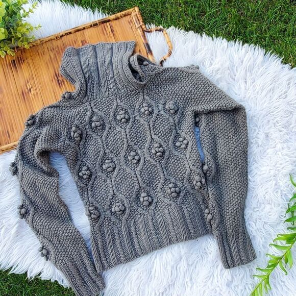 Buffalo By David Bitton Soft Cable Knit Pom Pom Detail Grey Sweater Sz S/P - Picture 12 of 14
